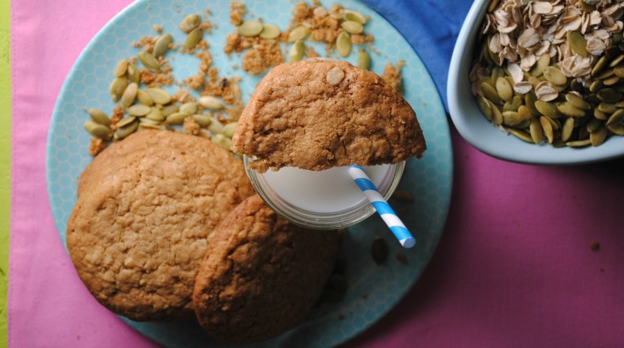 Oatmeal Pepita Butter Cookies