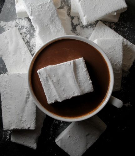 Homemade marshmallows from sweetlifebake.com