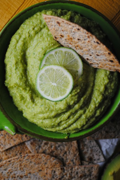 Avocado Hummus – Humus de Aguacate  recipe from sweetlifebake.com  