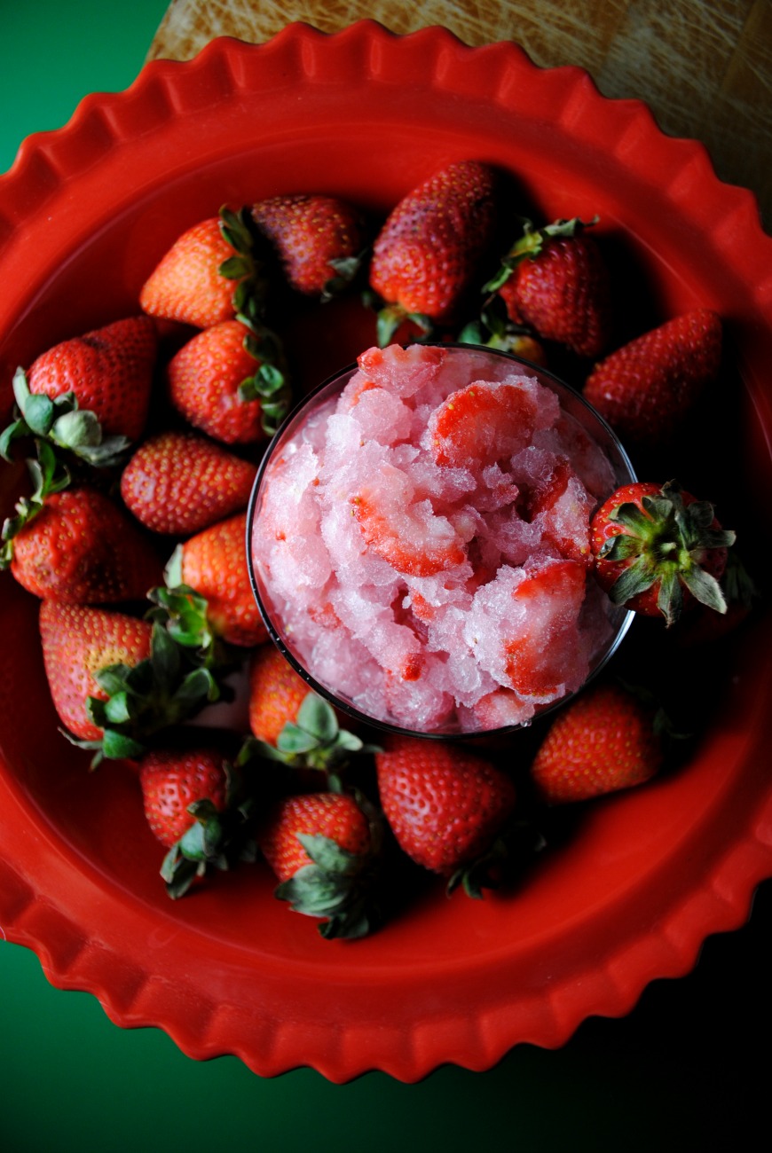 strawberry-moscato-granita-VianneyRodriguez