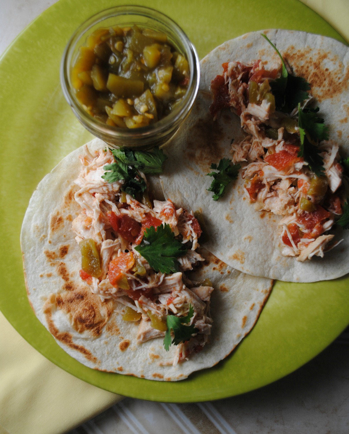 slow-cooker-saucy-chicken-tacos-VianneyRodriguez