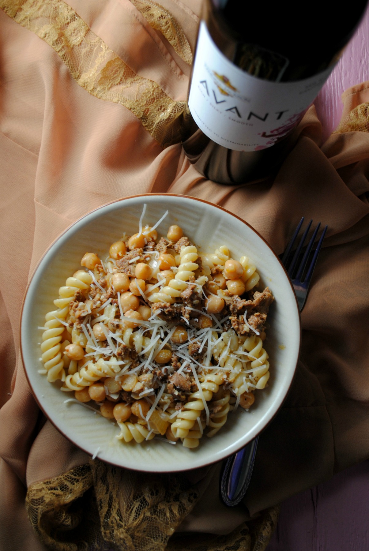 chorizo-chickpea-pasta-VianneyRodriguez