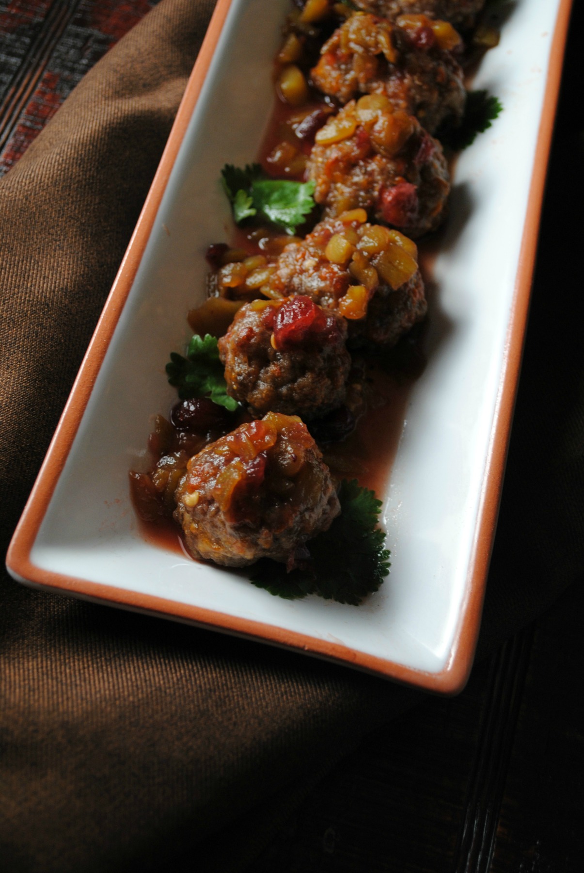 cranberry-green-chile-sausage-balls-VianneyRodriguez