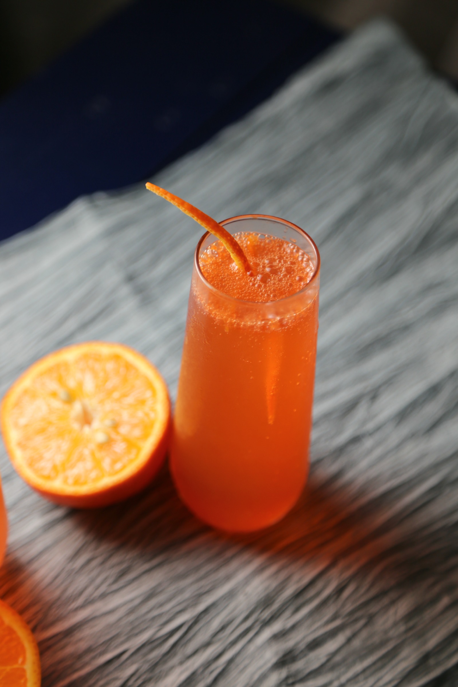 Orange-Sparkling-Cocktail-VianneyRodriguez