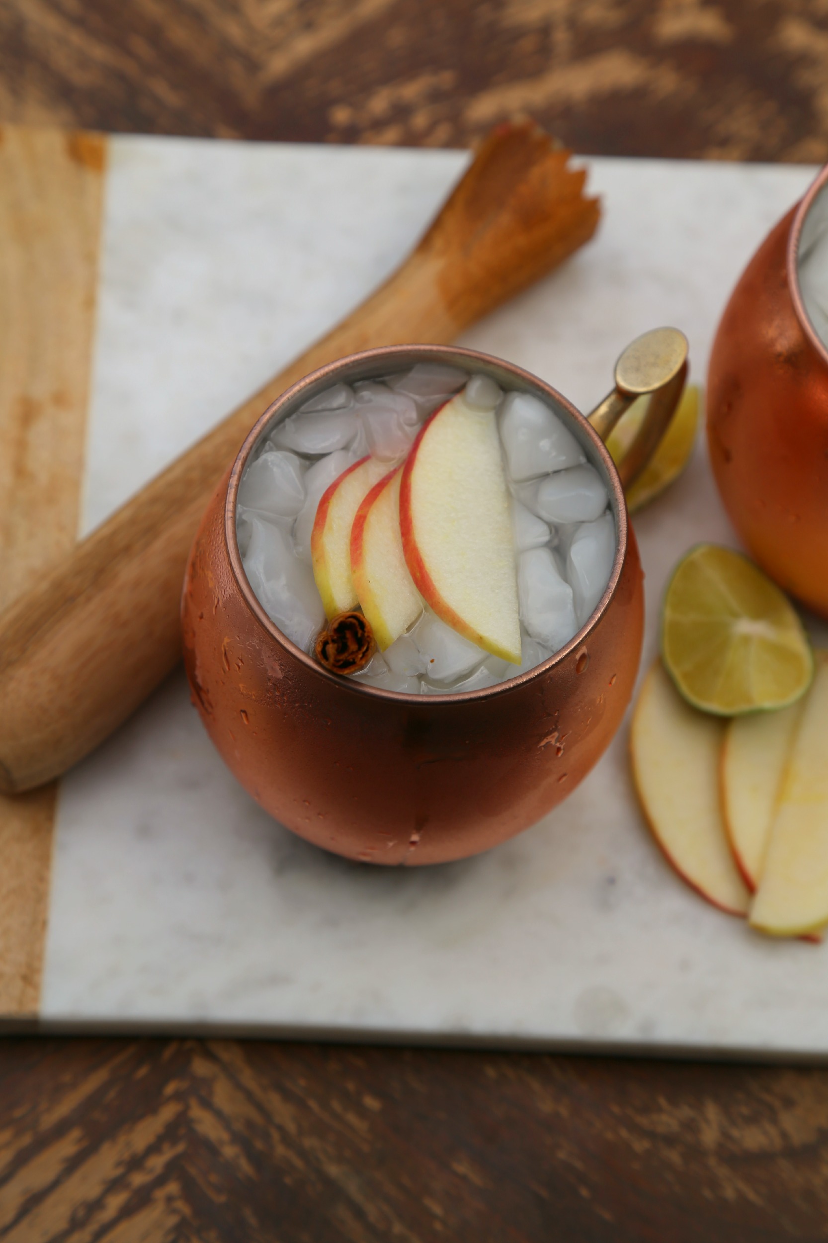 apple-cinnamon-moscow-mule-cocktail-vianneyrodriguez-sweetlifebake
