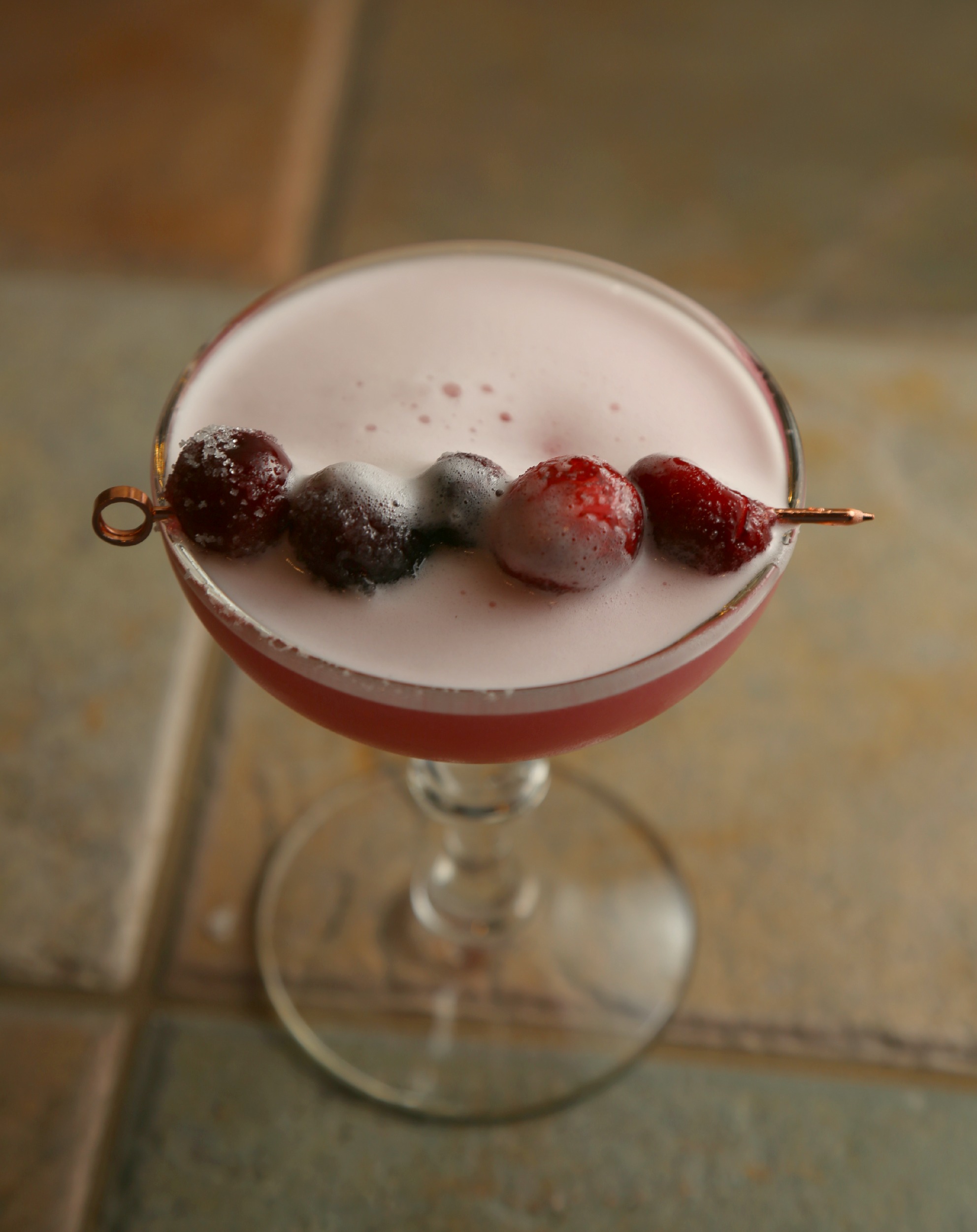 cranberry-pisco-sour-vianneyrodriguez-sweetlifebake