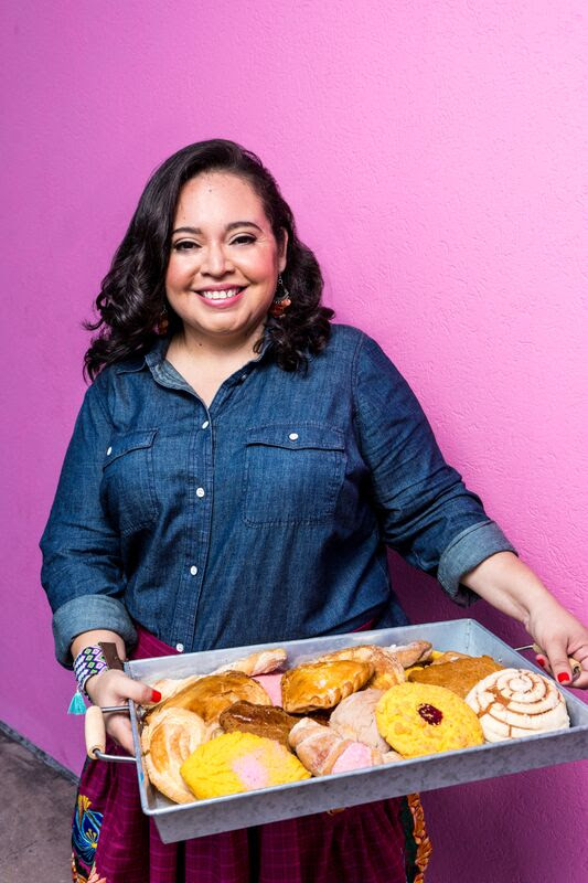 vianney rodriguez, sweet life, south texas, food blogger, cocktails book author, latina blogger