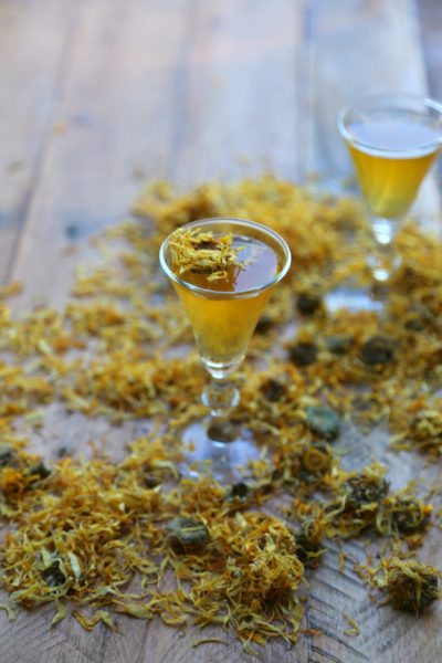 How to make Marigold Infused Wine