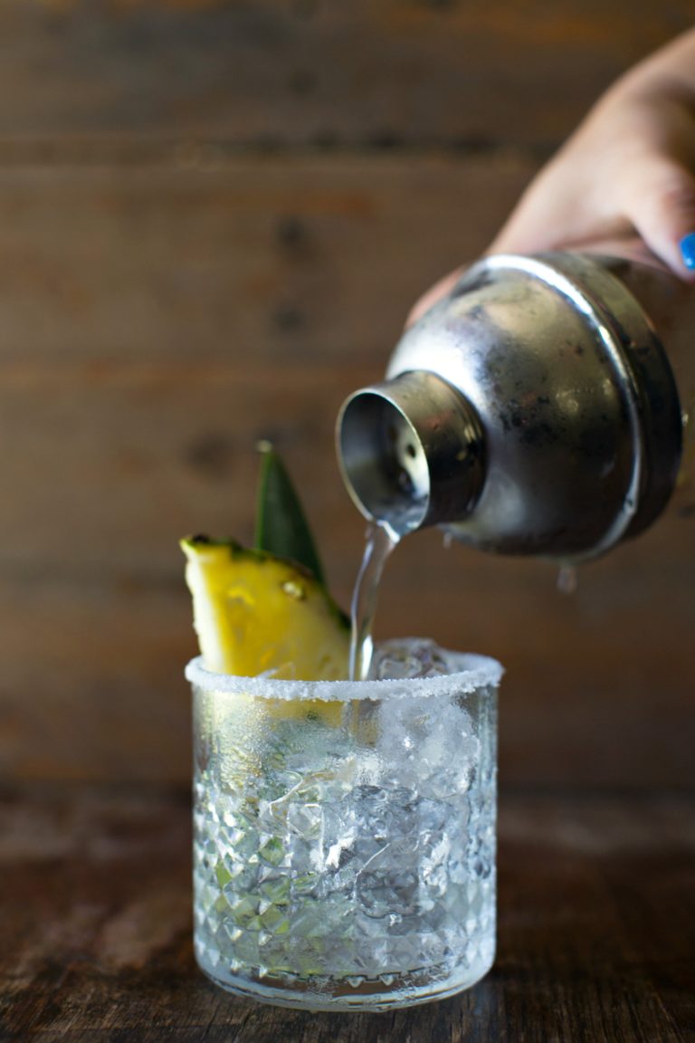 Summer Cocktails with Be Mixed - Sweet Life