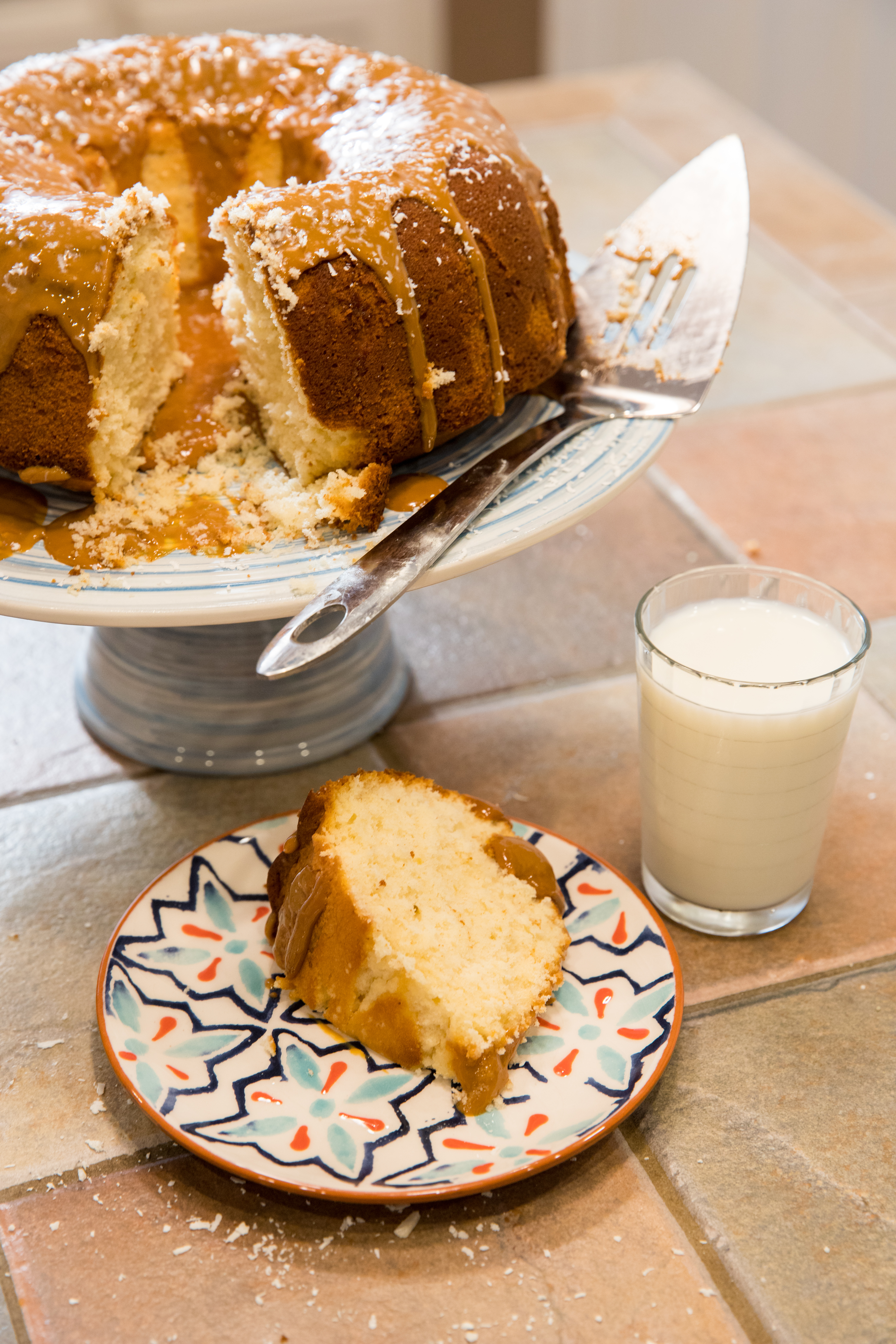 Dulce De Leche Mini Bundt Cakes