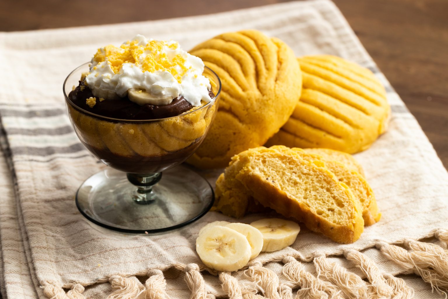 Concha Banana Chocolate Pudding Sweet Life