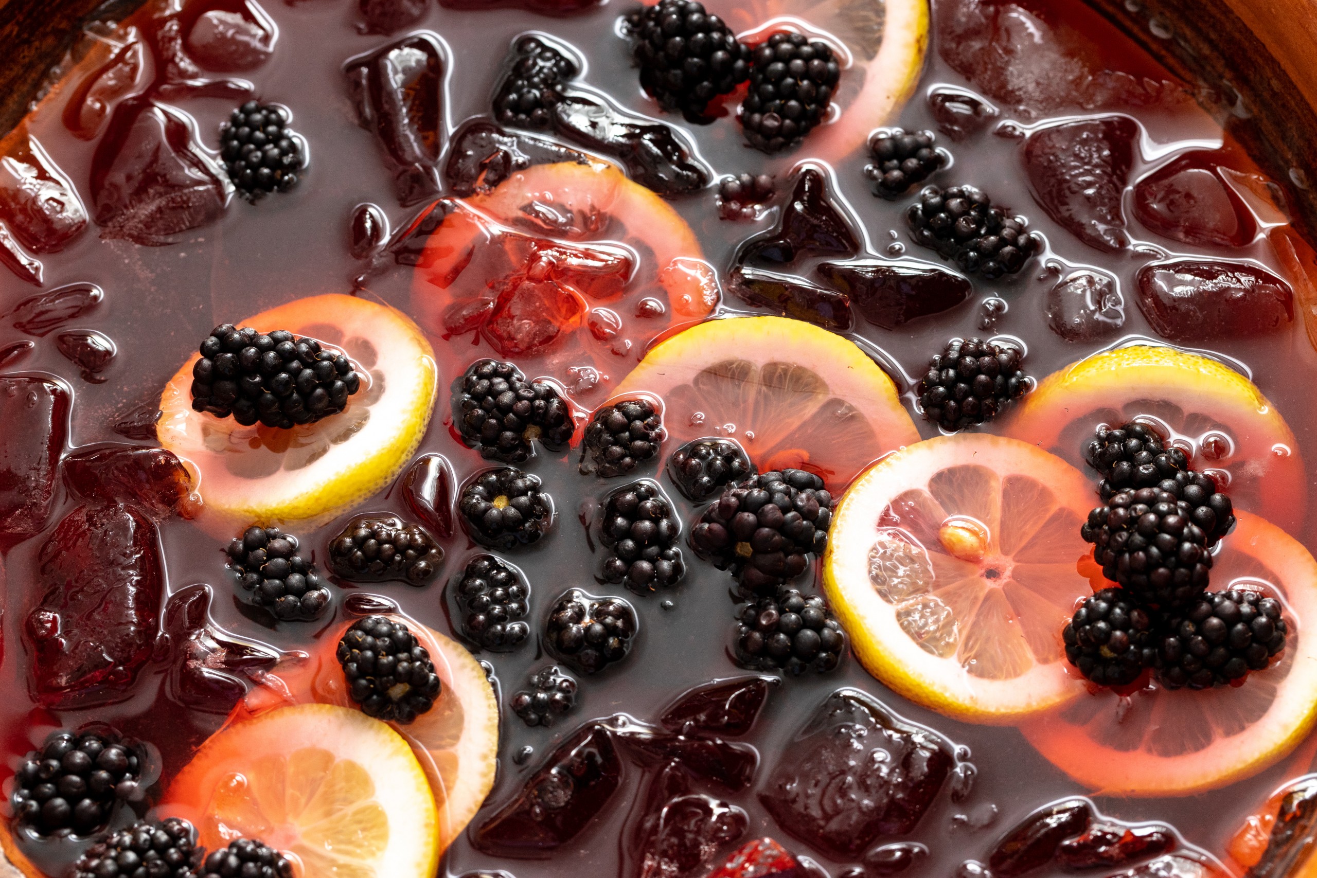 blackberry summer cocktail