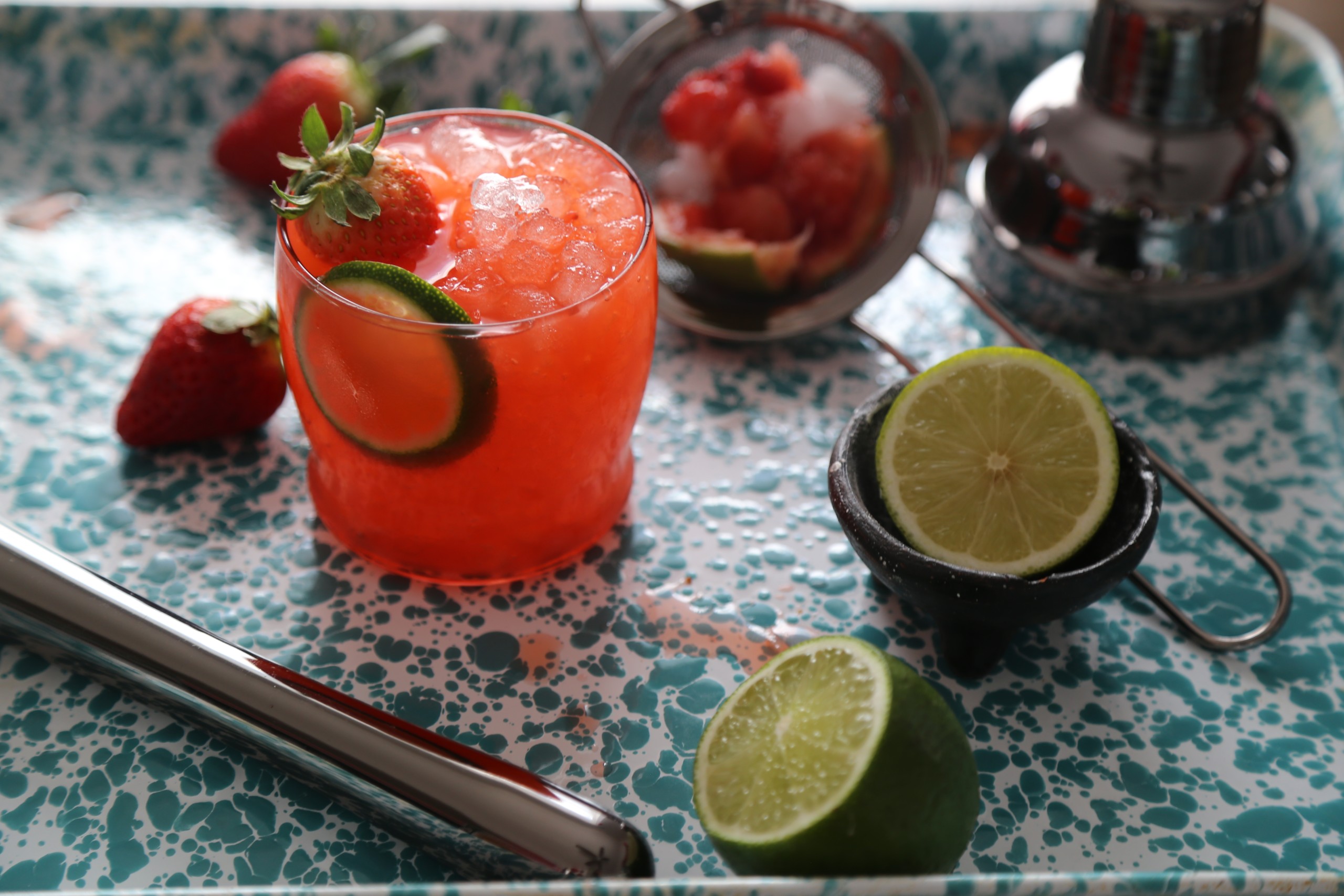 TIPS ON MAKING STRAWBERRY CAIPIRINHA 