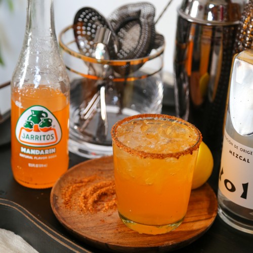 Jarritos Mandarin Margarita {3 Ingredient Cocktail} - Sweet Life