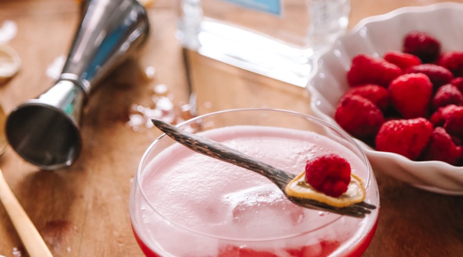 how to make a raspberry tequila sour cocktail