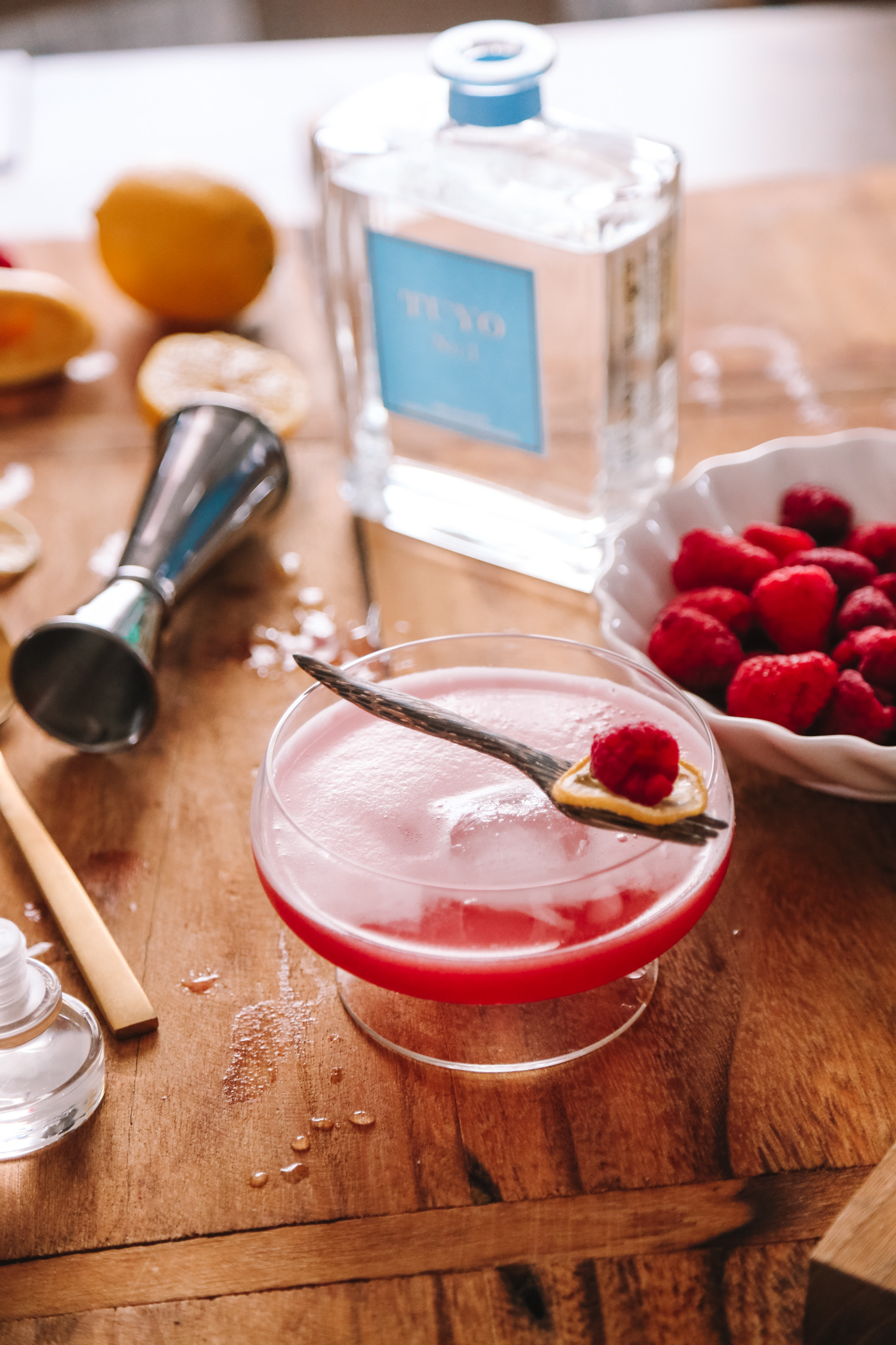 how to make a raspberry tequila sour cocktail