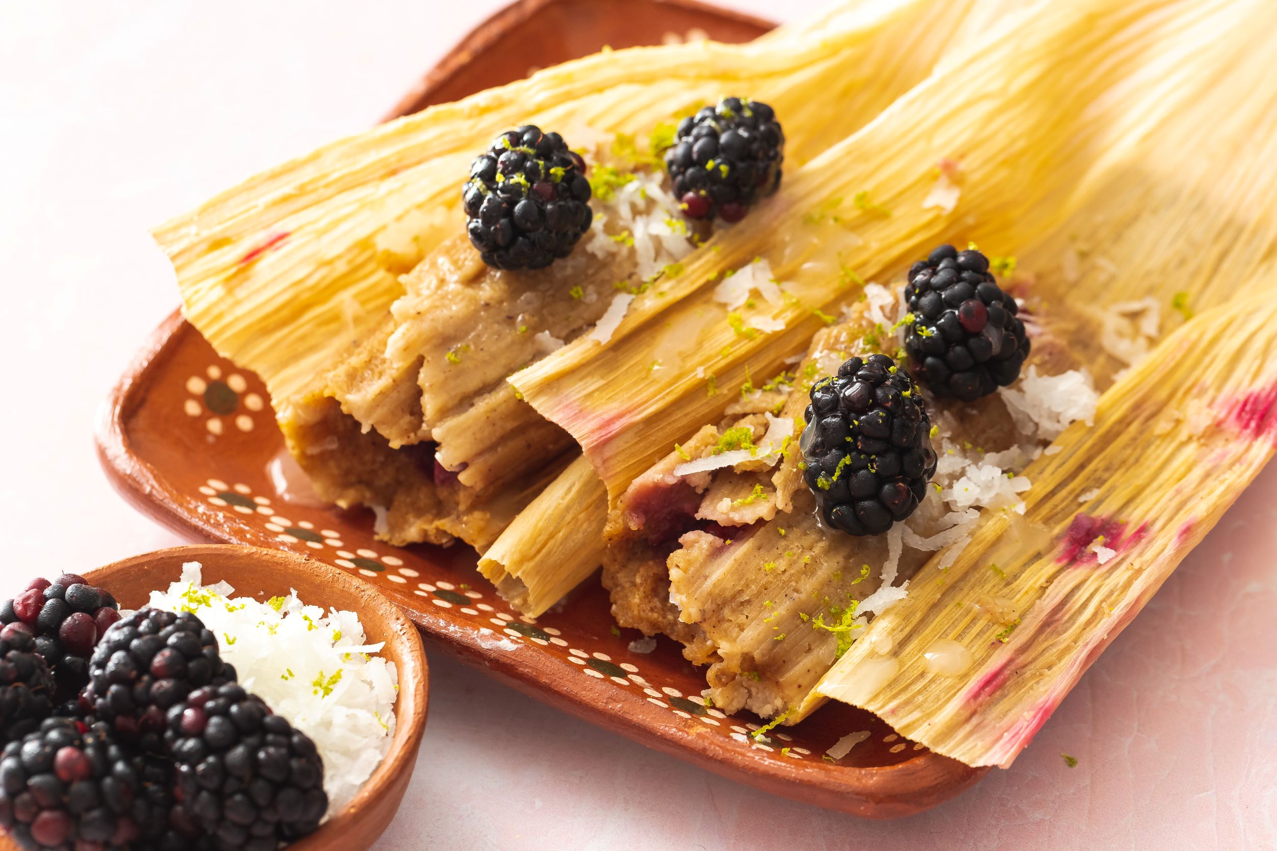 blackberry coconut sweet tamales