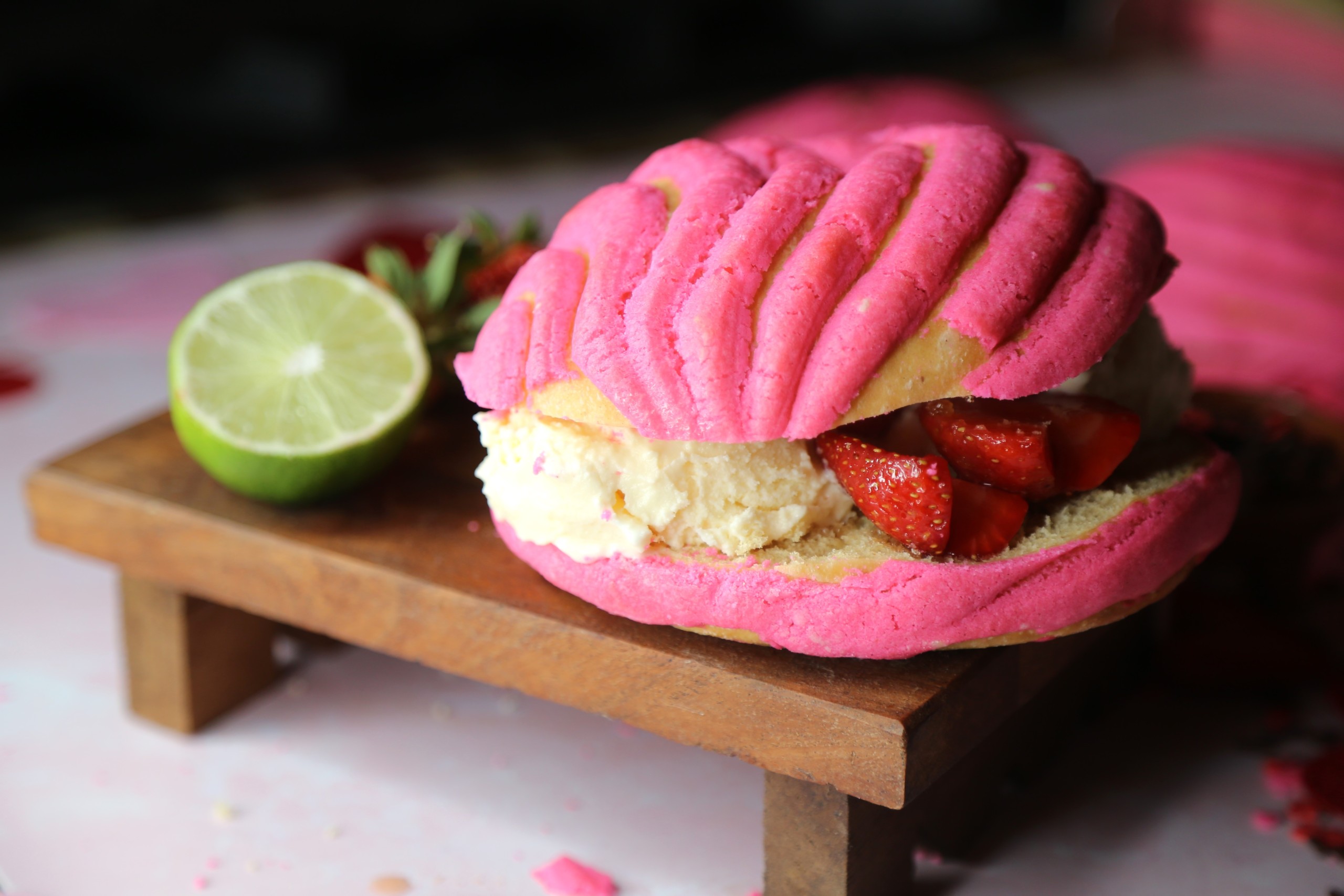 strawberry lime concha ice cream sandwiches