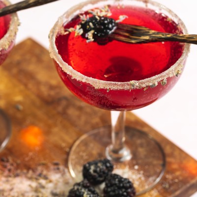 blackberry lavender prosecco cocktail