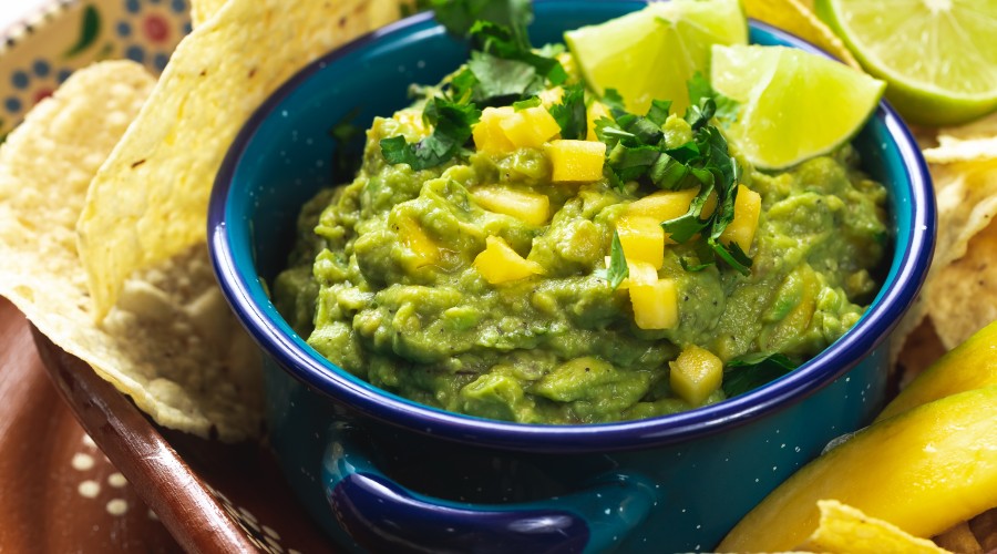 how to make mango guacamole